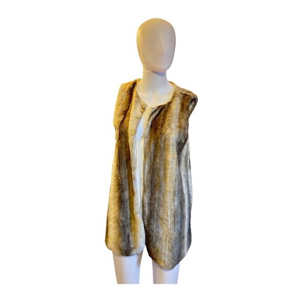 G.H. Bass & Co. Faux Fur Vest Women’s Small – Light Brown with Dark Streaks - Picture 1 of 7